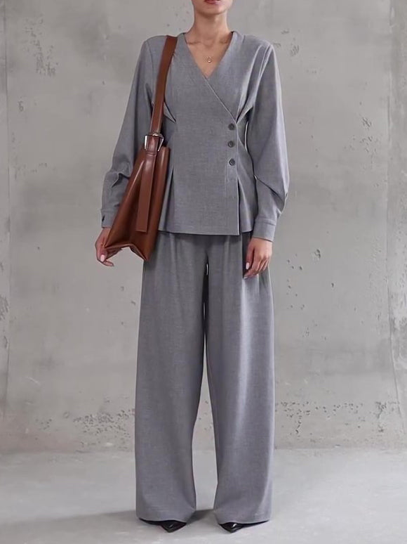 Ensemble Gris Perle 2 Pièces : Top Asymétrique Boutonné et Pantalon Large