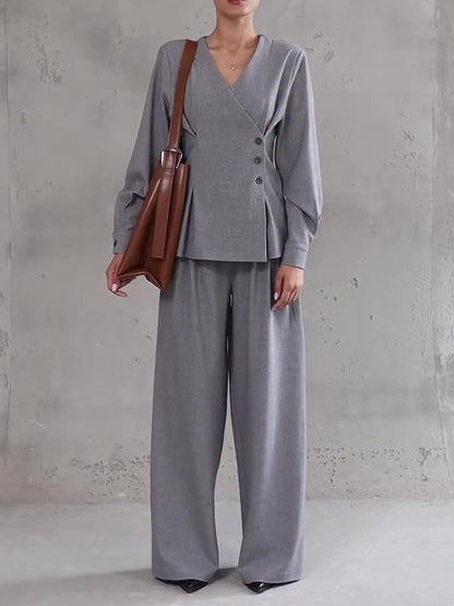 Ensemble Gris Perle 2 Pièces : Top Asymétrique Boutonné et Pantalon Large
