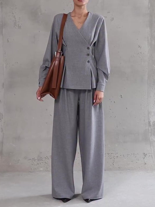 Ensemble Gris Perle 2 Pièces : Top Asymétrique Boutonné et Pantalon Large