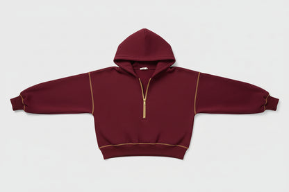 Sweat à capuche doté d’un col réversible